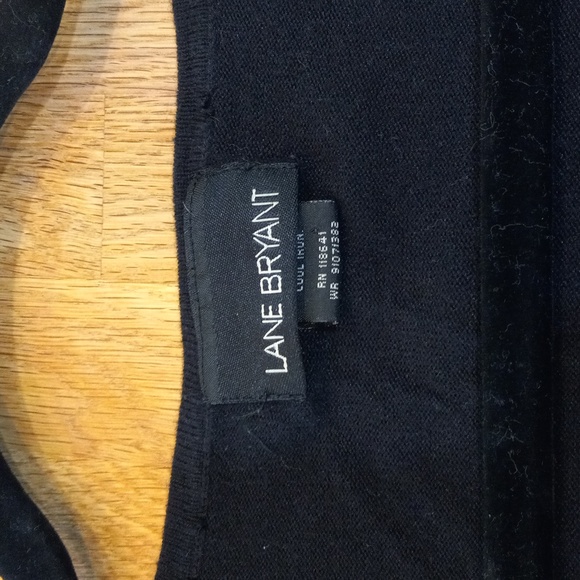 Black lace front sweater - Picture 6 of 6